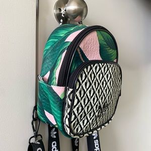 Adidas Jardim Agharta Mini Backpack